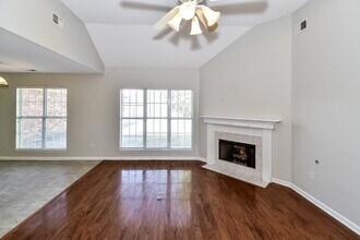 5651 Carter Dr in Southaven, MS - Building Photo - Building Photo