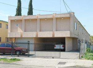 1165 N Madison Ave in Los Angeles, CA - Building Photo - Building Photo