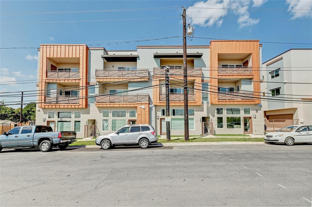 2827 Manor Rd in Austin, TX - Building Photo