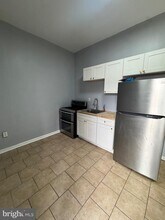 327 N 6th St in Reading, PA - Building Photo - Building Photo