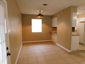 110 Danielle Dr in Del Rio, TX - Building Photo - Building Photo