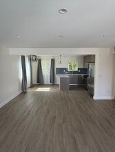 733 Alabama St in Huntington Beach, CA - Building Photo - Building Photo