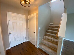 4421 W Elkhorn Ave in Visalia, CA - Building Photo - Building Photo