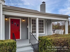 2112 Forest Lake Dr in Tuscaloosa, AL - Building Photo - Building Photo