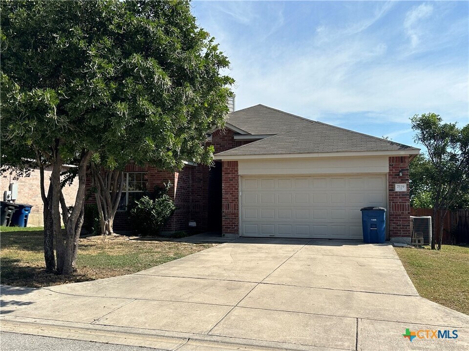 2119 Belvedere Ct in New Braunfels, TX - Building Photo