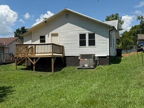 1008 Avenue A in Knoxville, TN - Building Photo - Building Photo