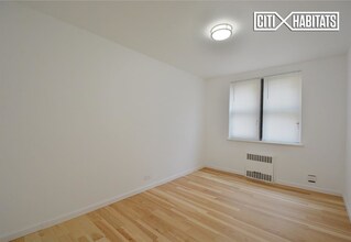 2420 Morris Ave-Unit -3G in Bronx, NY - Foto de edificio - Building Photo