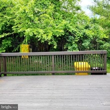 377 Valiant Cir in Glen Burnie, MD - Building Photo - Building Photo