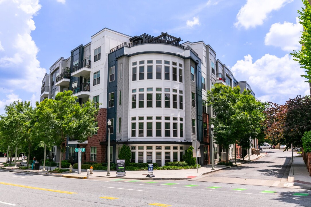 1133 on the Square in Decatur, GA - Building Photo