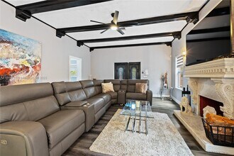 37 NW 47th Terrace in Miami, FL - Building Photo - Building Photo