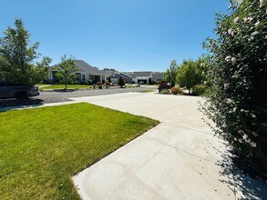 4014 W Farm View Dr in Boise, ID - Building Photo - Building Photo