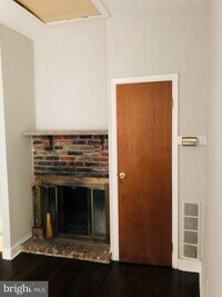 944 N Orianna St photo'