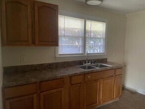 1915 Cleveland Ave in Chattanooga, TN - Building Photo - Building Photo