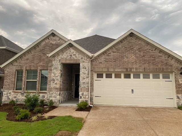 property at 1902 Canyon Ln