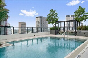 11 NE 6th St, Unit ID1387167P in Miami, FL - Building Photo