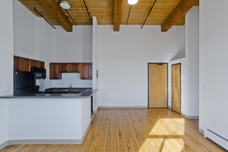 45 Willow St in Springfield, MA - Building Photo - Building Photo