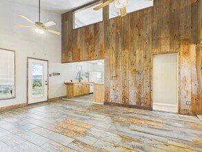 5249 Center Point Rd in Fredericksburg, TX - Building Photo - Building Photo