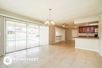 605 SE 35th St in Cape Coral, FL - Foto de edificio - Building Photo