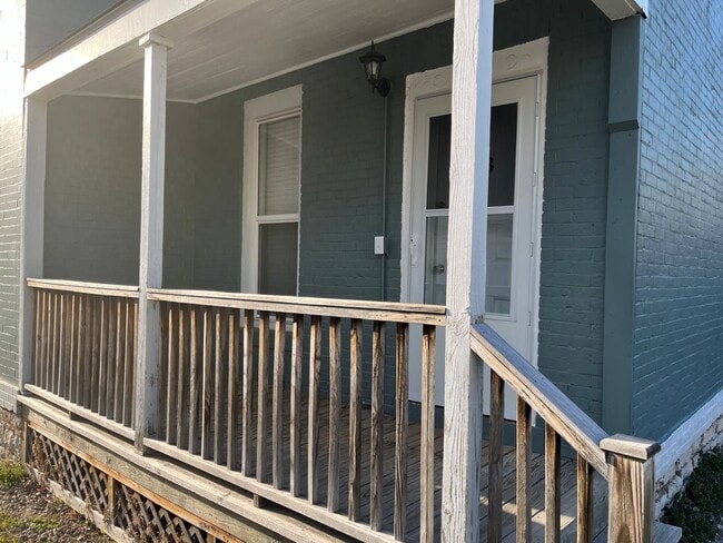 property at 607 Henry St