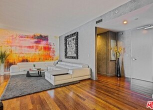 6250 Hollywood Blvd in Los Angeles, CA - Foto de edificio - Building Photo