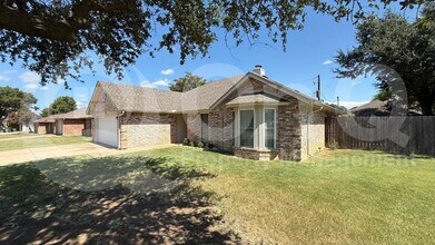 6619 Running Creek Dr in Arlington, TX - Building Photo - Building Photo