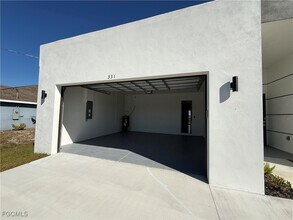 331 Rawlings Ave in Lehigh Acres, FL - Building Photo - Building Photo