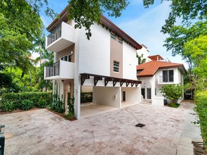 Casa Majorca in Coral Gables, FL - Building Photo - Building Photo