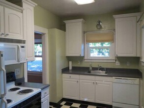 80 Cherry St in Chico, CA - Building Photo - Building Photo