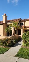 71 Corsica Dr in Newport Beach, CA - Building Photo
