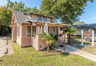 Biloxi Oaks Apartments in Biloxi, MS - Foto de edificio - Building Photo