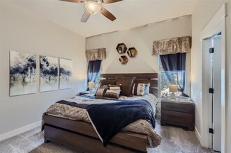 6898 Autumn Leaf Dr in Timnath, CO - Building Photo - Building Photo