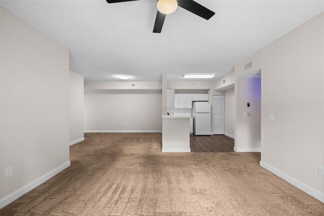 6976 SW 39th St, Unit G102 in Davie, FL - Building Photo - Building Photo