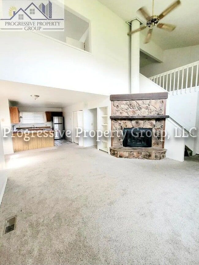 1140 Magic Lamp Way in Monument, CO - Building Photo - Building Photo