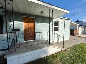 222 Casey Ave in Richland, WA - Building Photo - Building Photo