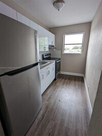 1761 Ali Baba Ave photo'