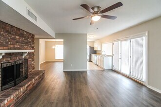 9214 Willowbrook Dr in Rowlett, TX - Building Photo - Building Photo