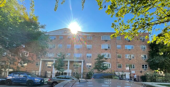 property at 5920 N Kenmore Ave