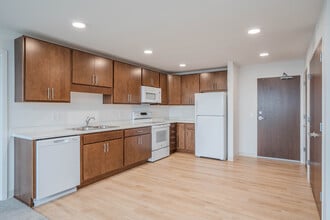 Carver Place in Carver, MN - Building Photo - Interior Photo