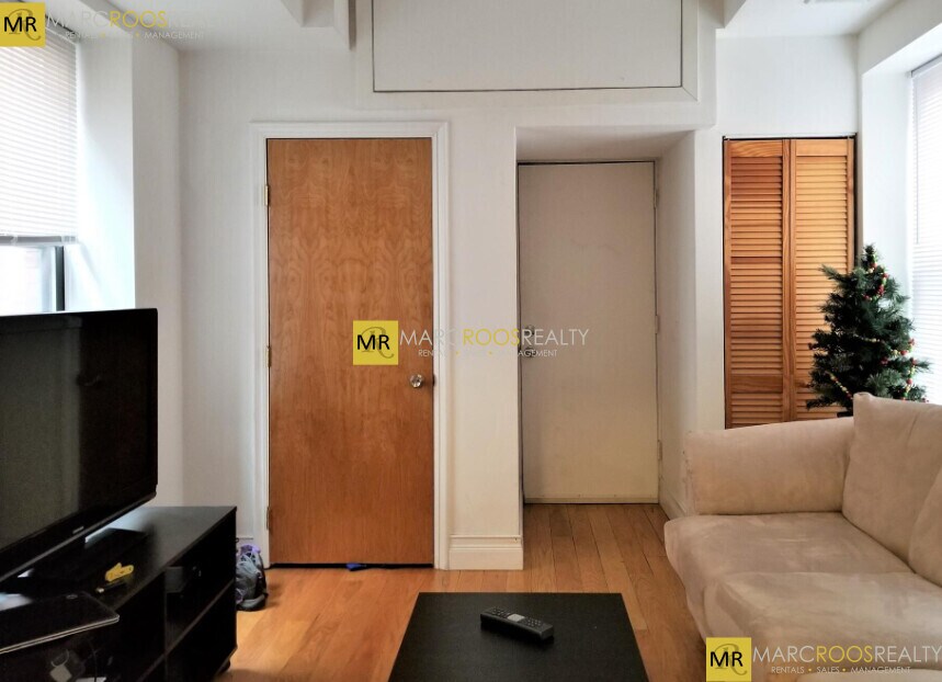 64 Louis Prang St, Unit 3 in Boston, MA - Building Photo