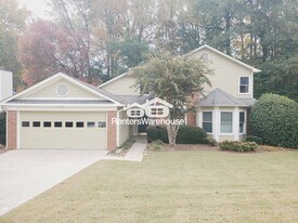 141 Red Oak Ln in Alpharetta, GA - Building Photo