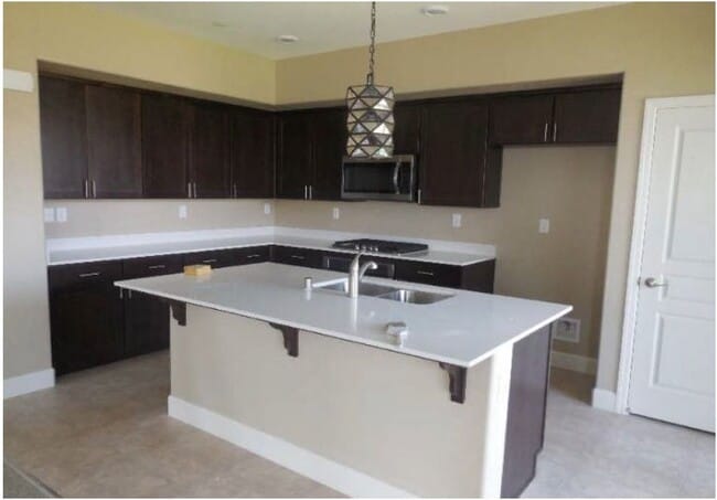 1250 Gusty Loop, Unit 6 in Livermore, CA - Building Photo - Building Photo