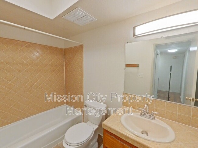 916 San Andres St in Santa Barbara, CA - Building Photo - Building Photo