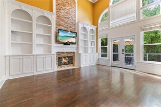 4567 Madison Pl Ln E in Atlanta, GA - Building Photo - Building Photo
