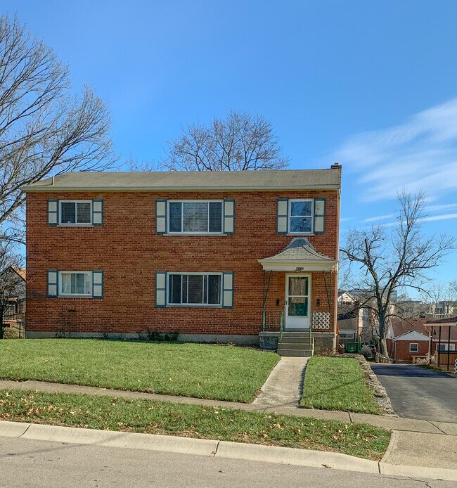 4936 Kelsch Ln Apartments and Nearby Cincinnati Apartments For Rent