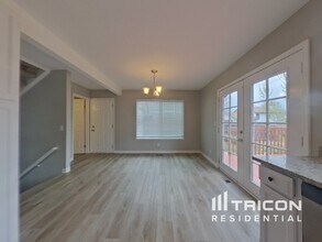 3812 S Ceylon Way in Aurora, CO - Building Photo - Building Photo