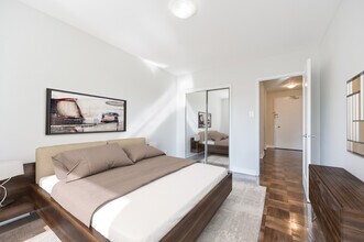 70 Heath St W in Toronto, ON - Building Photo - Building Photo
