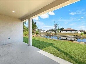 915 NE 19th St in Cape Coral, FL - Building Photo - Building Photo