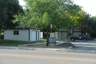 Franklin Grove Apartments in Boise, ID - Building Photo - Building Photo