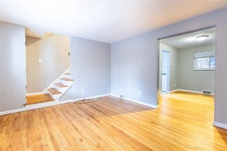 2273 Pauline Ave in Pittsburgh, PA - Building Photo - Building Photo