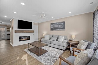 102 David Dr in Greenville, NC - Building Photo - Building Photo